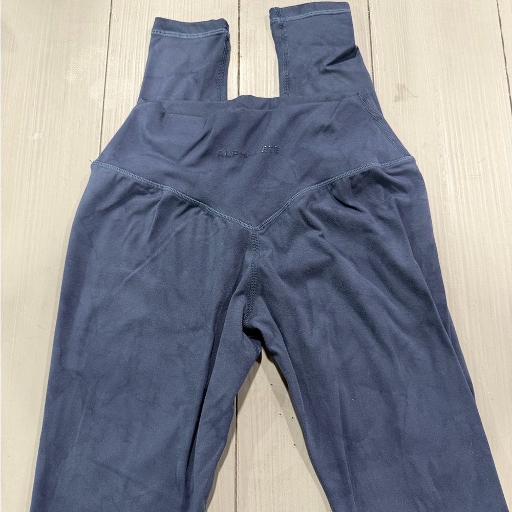 Alphalete Deep Blue Activewear - Picture 2 of 3